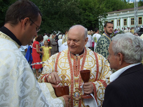 FOTO: Lucian Muresan, arhiepiscop de Alba Iulia si Fagaras, mitropolit al Bisericii Greco-Catolice din Romania (c) eMaramures.ro
